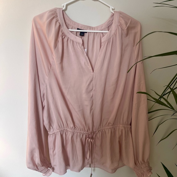 Ann Taylor Pink Light Weight Long Sleeve Blouse - Picture 1 of 1
